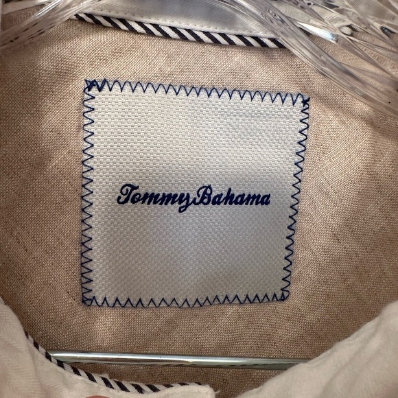 Tommy Bahama Men’s Small White Seersucker Stripe Button Down Beach Travel Casual - Picture 5 of 12